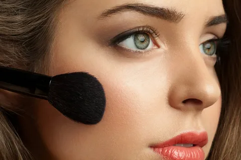 Read more about the article How to Apply a Makeup in Face Step by Step